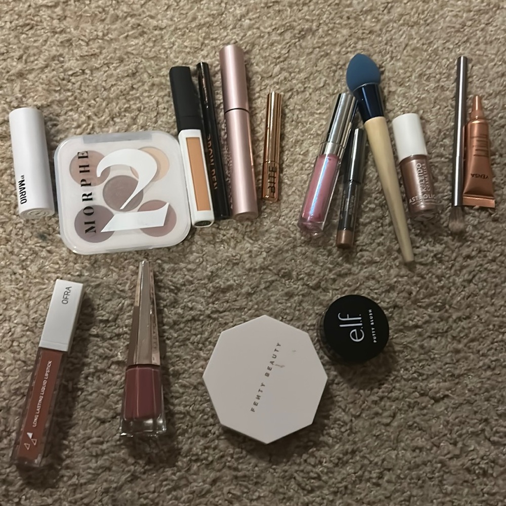 Makeup lot